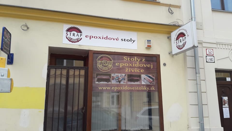 Polep výkladu alebo interiéru – realizácia ReFABRIKA