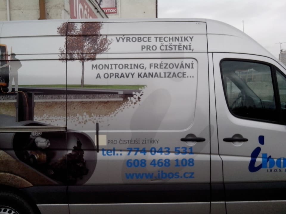 Polep vozidla – realizácia ReFABRIKA