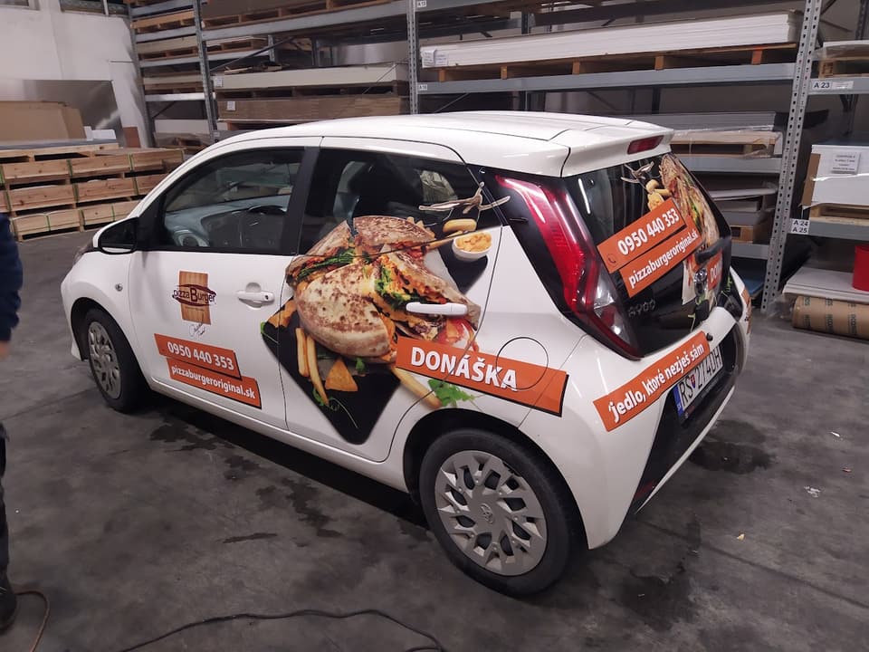 Polep vozidla – realizácia ReFABRIKA