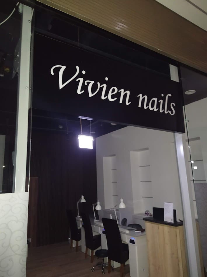 3D písmená a logo – realizácia ReFABRIKA