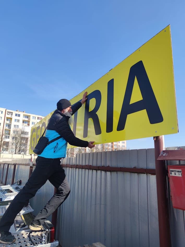 Veľkoformátová tlač – banner alebo tabuľa – realizácia ReFABRIKA