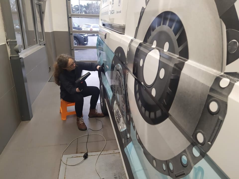 Polep vozidla – realizácia ReFABRIKA