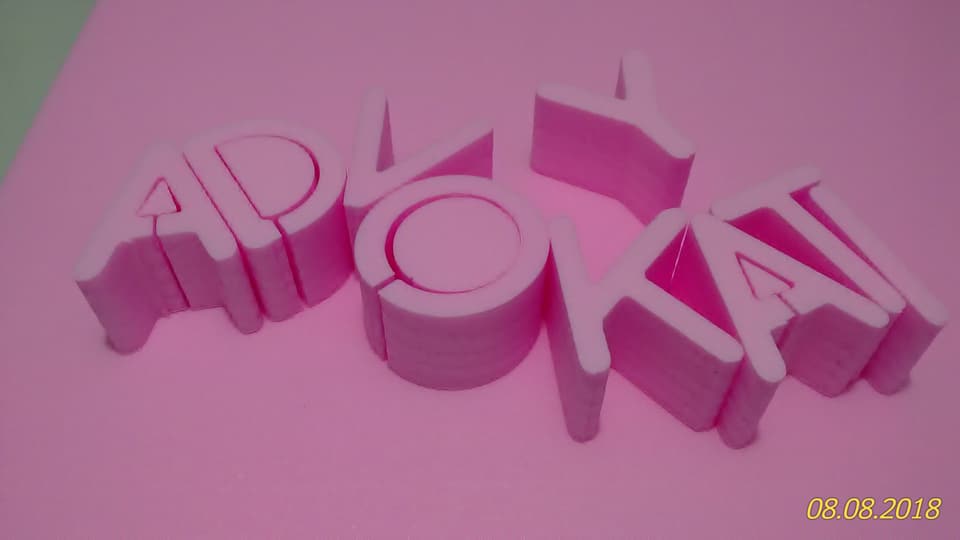 3D písmená a logo – realizácia ReFABRIKA