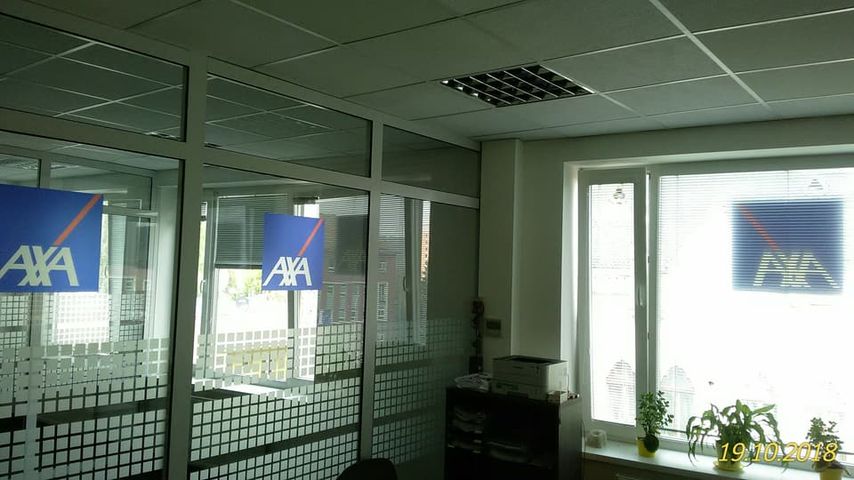 Polep výkladu alebo interiéru – realizácia ReFABRIKA