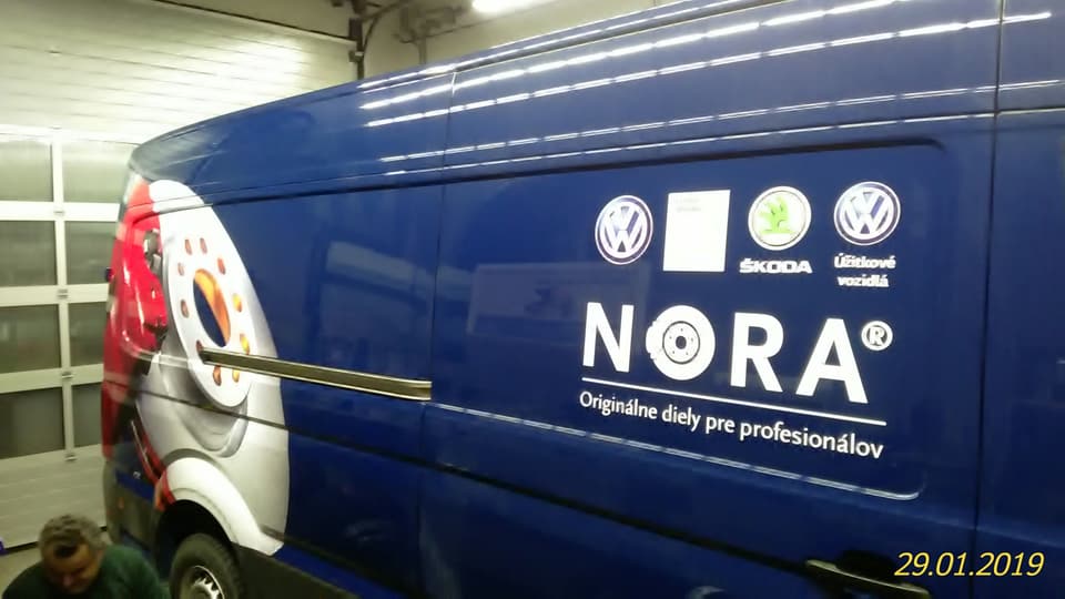 Polep vozidla – realizácia ReFABRIKA