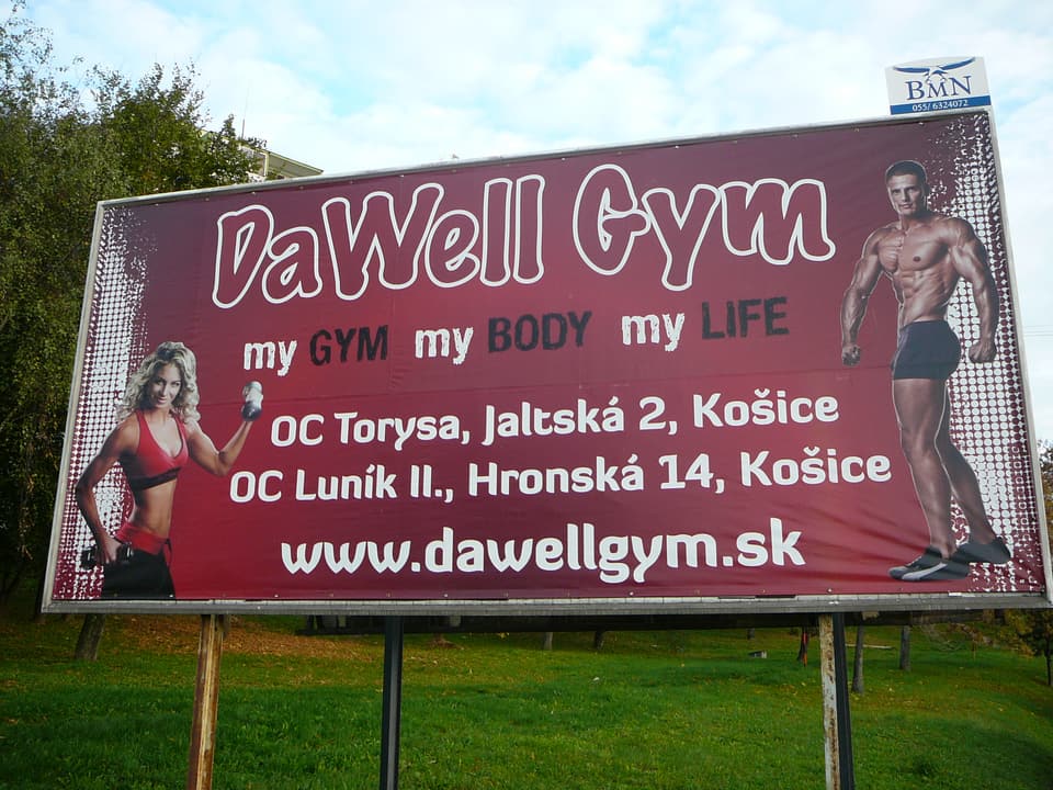 Veľkoformátová tlač – banner alebo tabuľa – realizácia ReFABRIKA